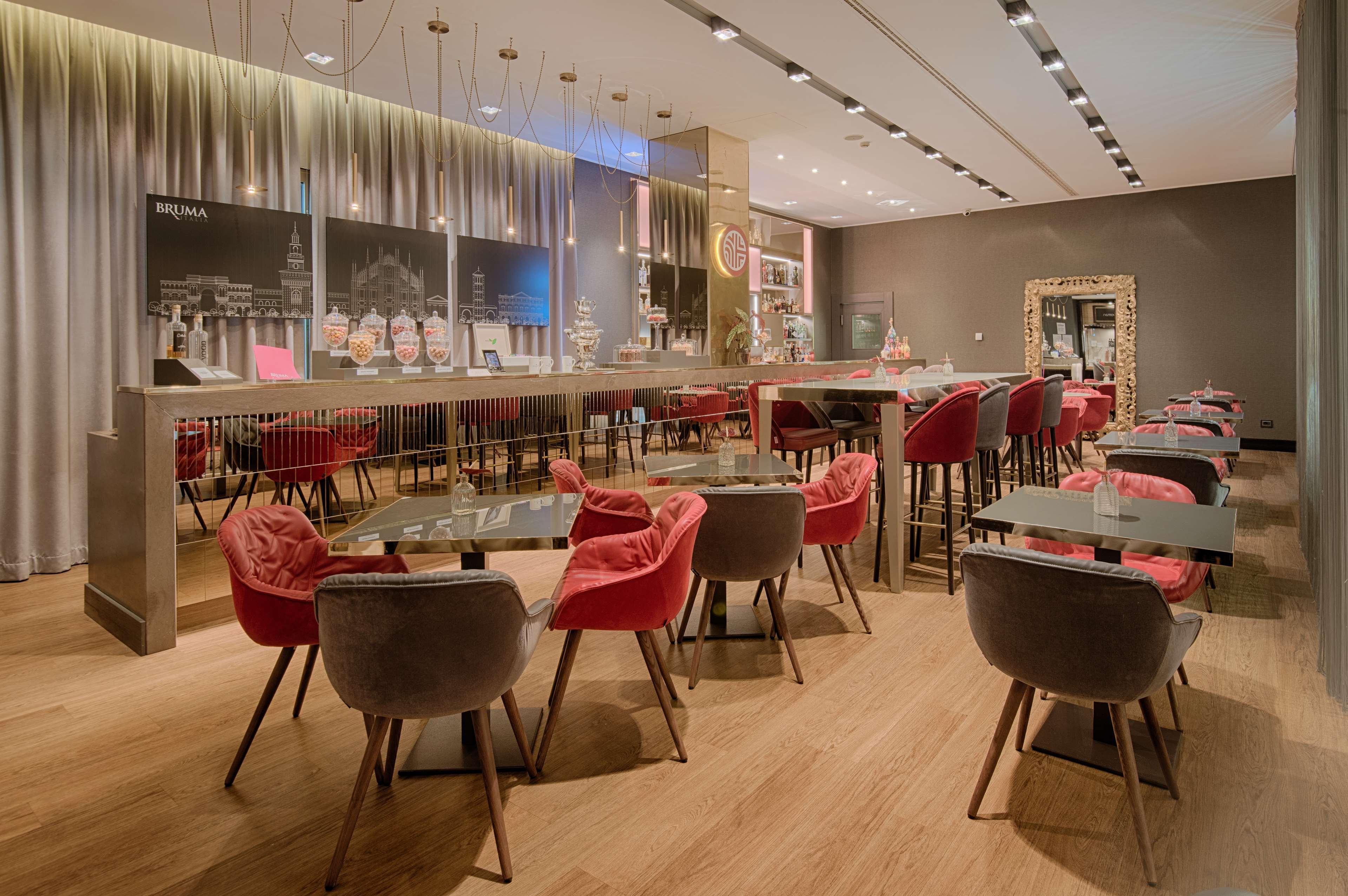 Nh Collection Milano President Hotel Ngoại thất bức ảnh The interior of the lounge